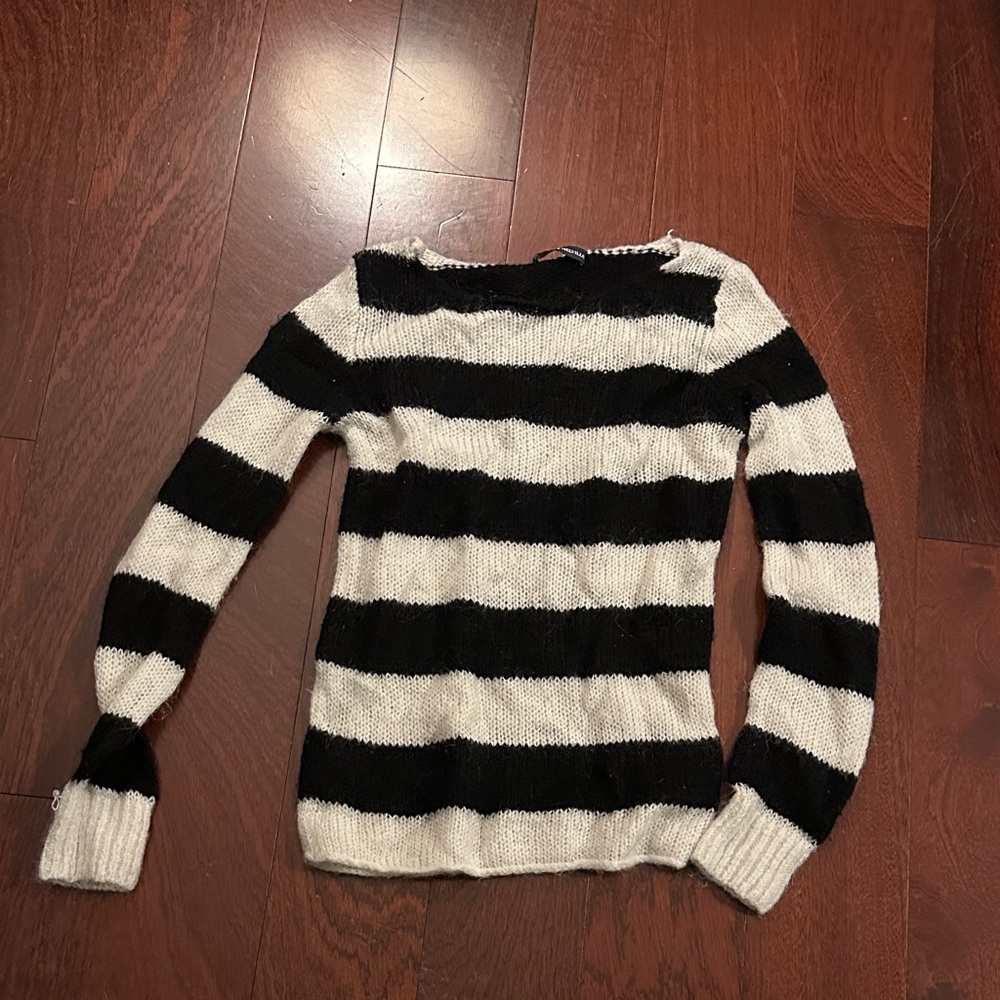 Brandy Melville Black and White Striped Sweater